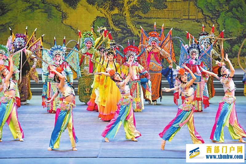 中国京剧艺术节缘何落地四川?(图1) 中国京剧艺术节缘何落地四川?(图1)