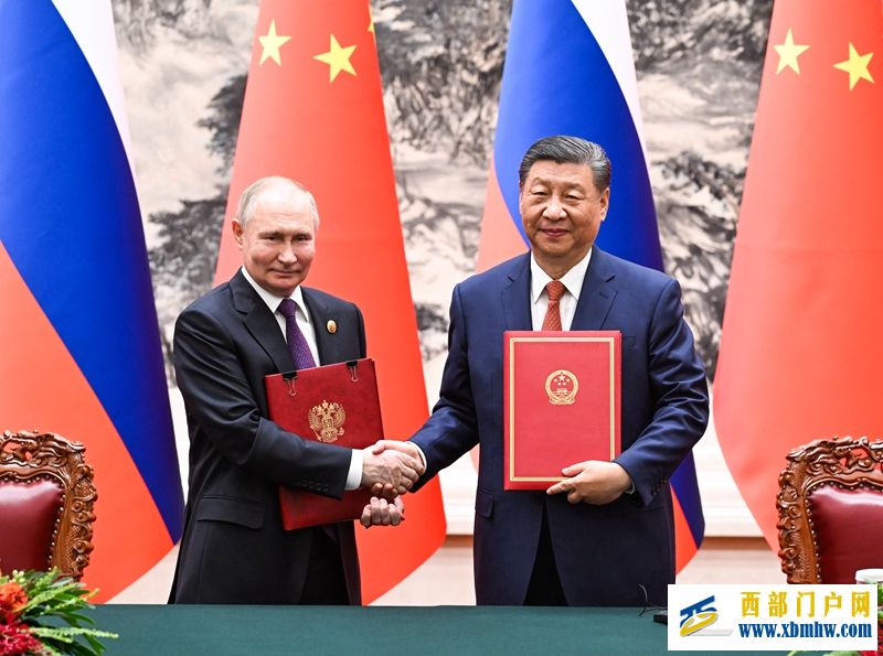 习近平同俄罗斯总统普京会谈(图8) 习近平同俄罗斯总统普京会谈(图8)