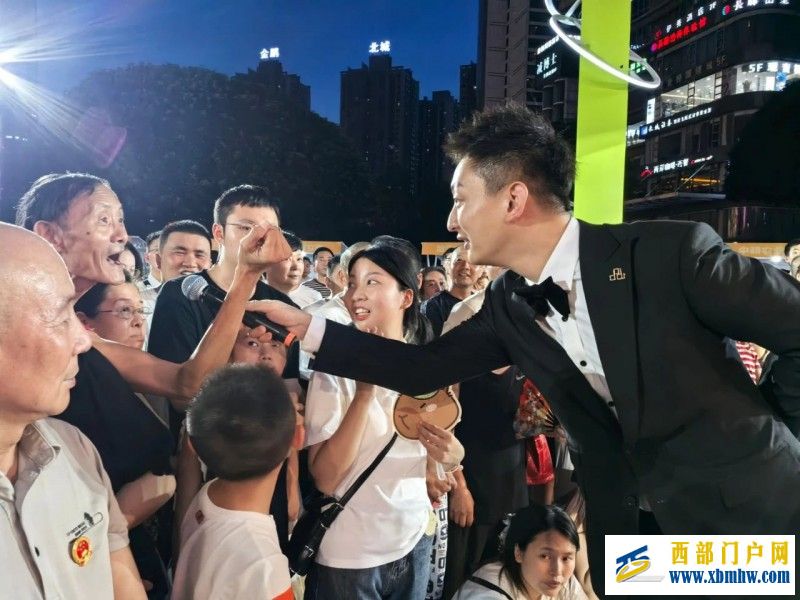 “瓜香溢山城·渝哈一家亲”活动在重庆市江北区隆重举行(图4)