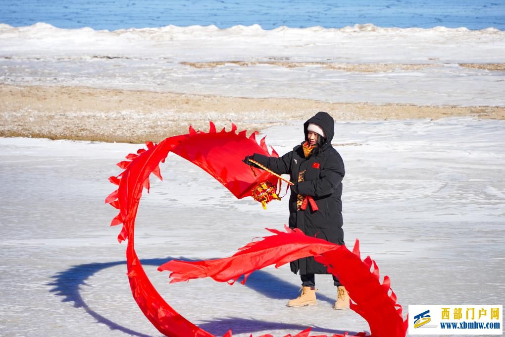 全民健身——徒步青海湖畔(图4) 全民健身——徒步青海湖畔(图4)