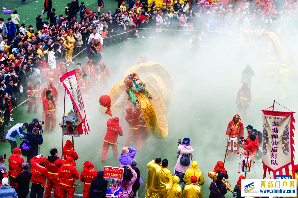 贵州石阡:仡佬毛龙节 群龙贺新春(图5) 贵州石阡:仡佬毛龙节 群龙贺新春(图5)